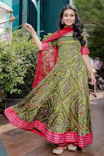 bandhani traditional dress